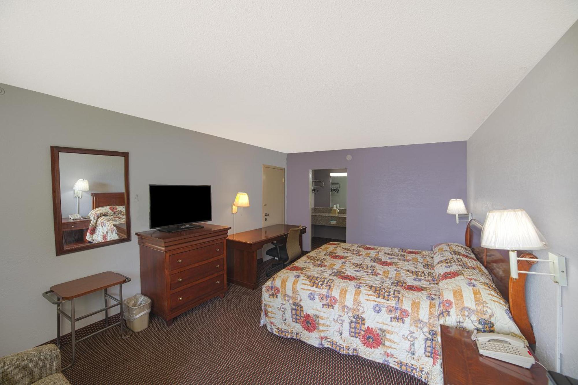 Masters Inn Selma Smithfield I-95 By Oyo Dış mekan fotoğraf
