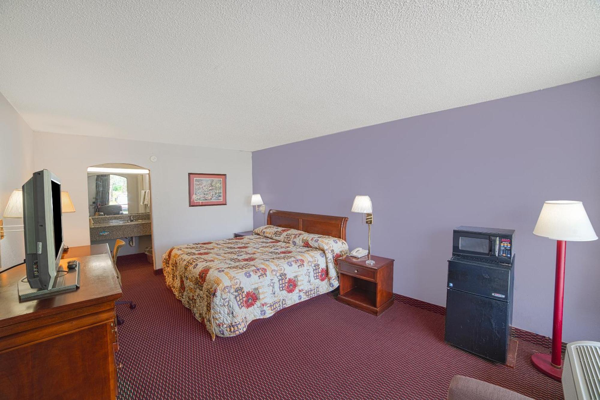 Masters Inn Selma Smithfield I-95 By Oyo Dış mekan fotoğraf