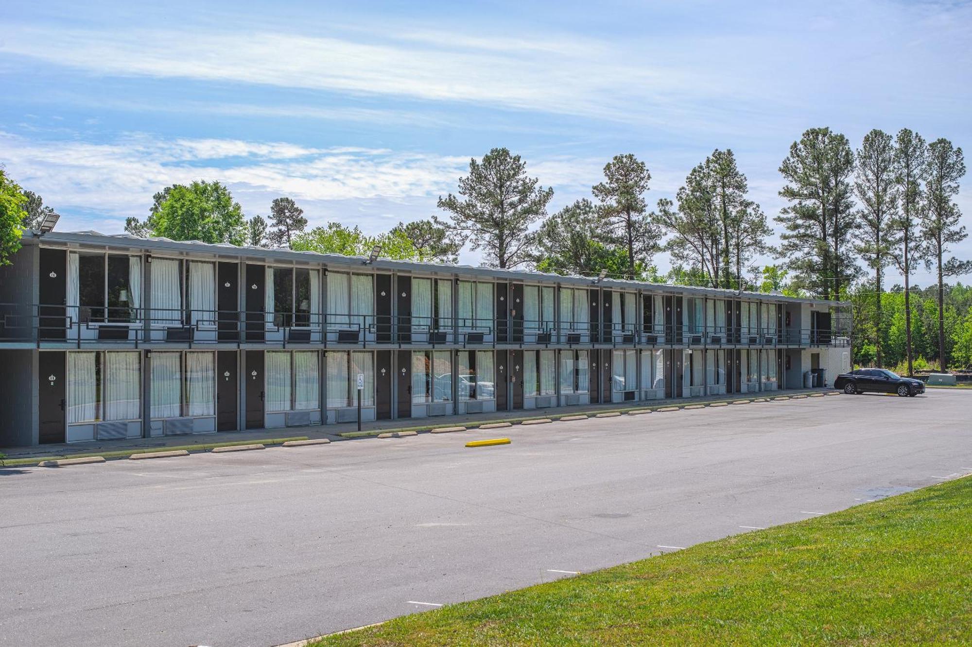Masters Inn Selma Smithfield I-95 By Oyo Dış mekan fotoğraf