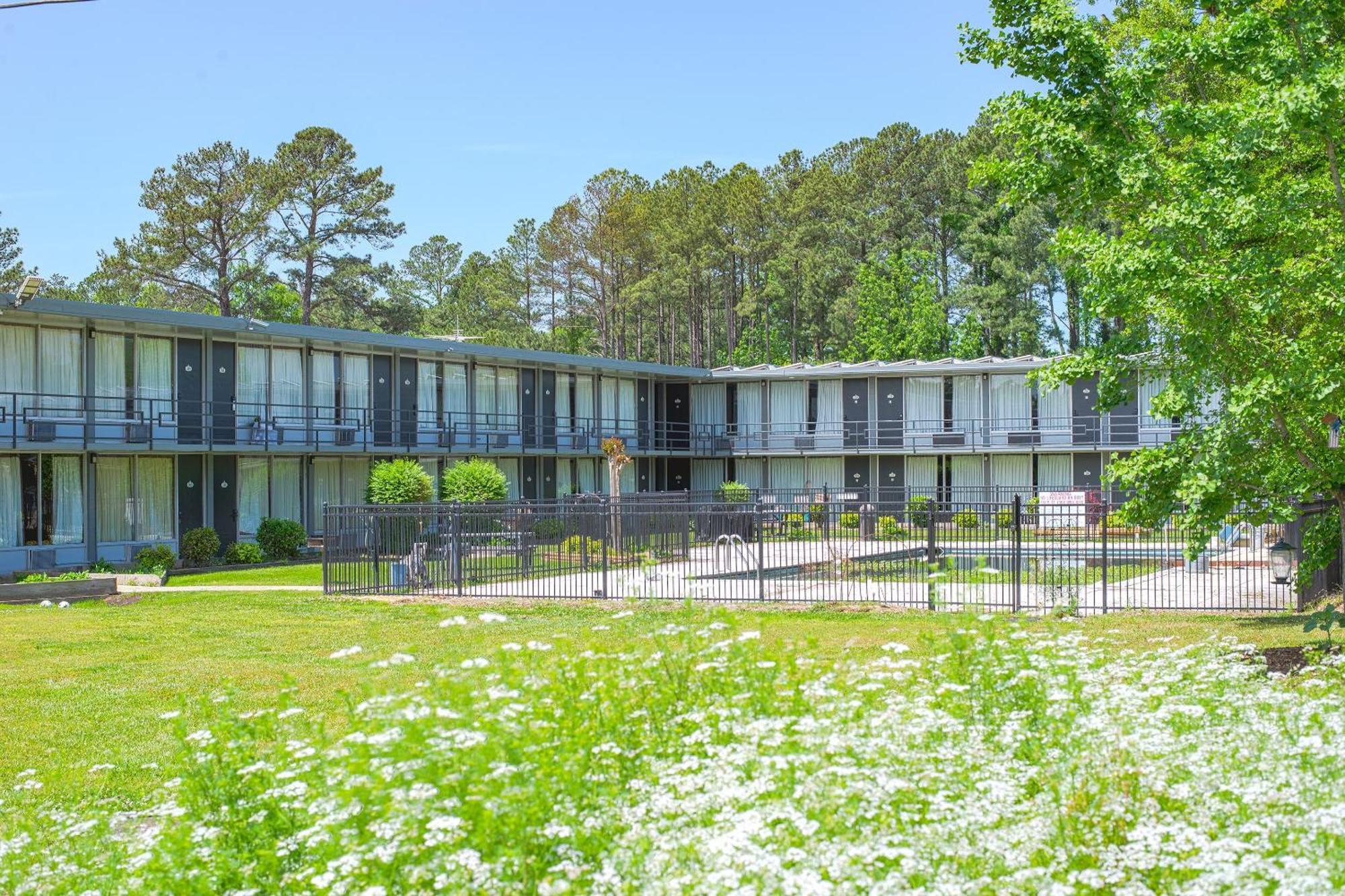Masters Inn Selma Smithfield I-95 By Oyo Dış mekan fotoğraf